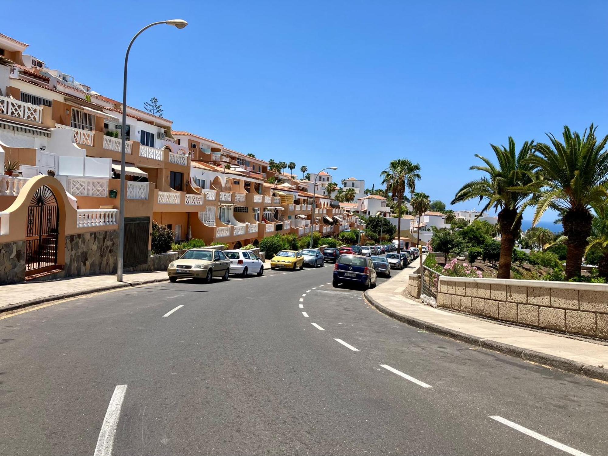 Costa Adeje - Modern Apartment With Terrace Views Of Ocean & Sunset Екстер'єр фото